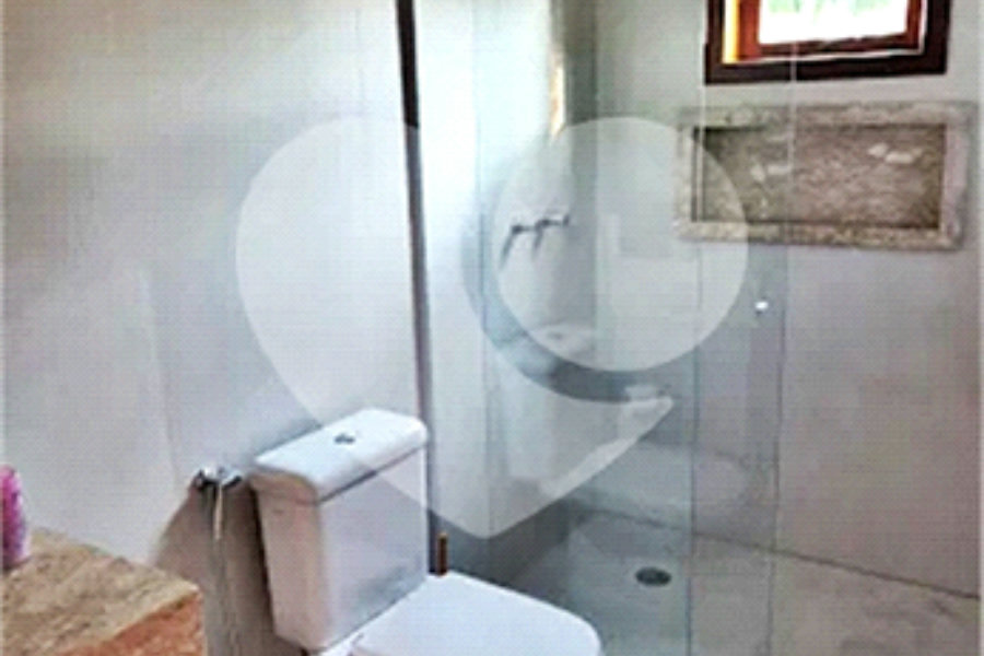 Casa à venda ou para alugar com 3 suítes no condomínio Jardim da Montanha I, Mairiporã - SP
