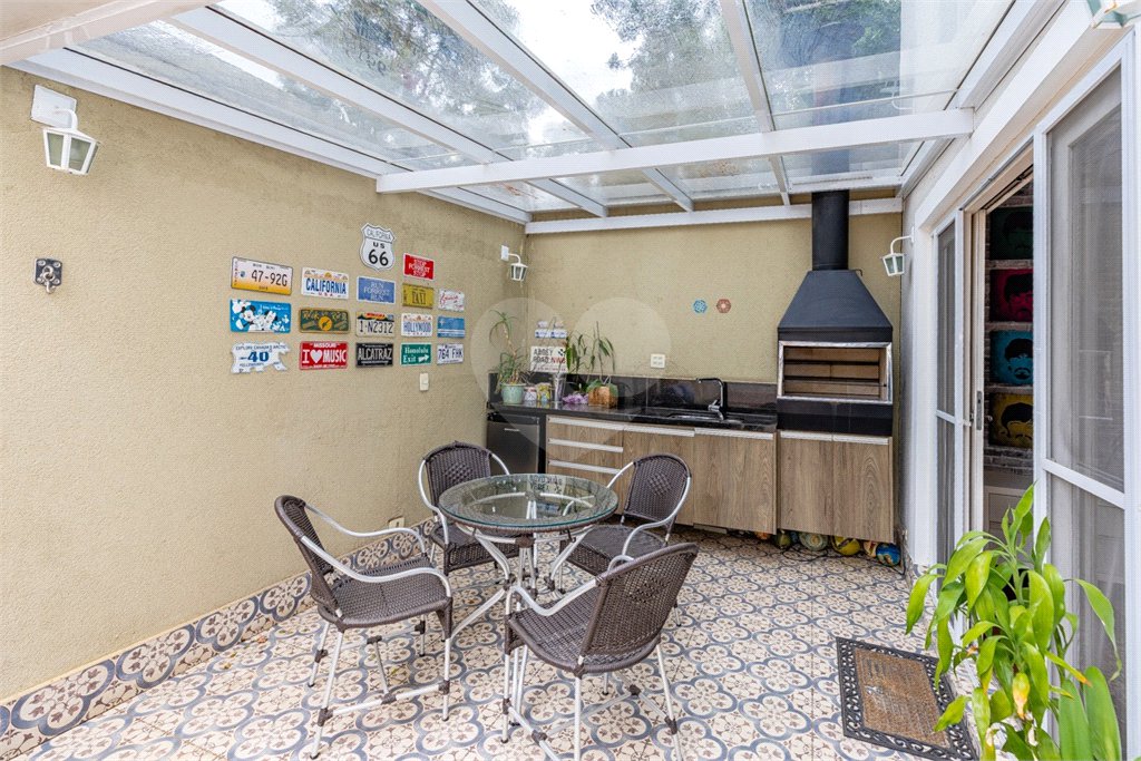 Casa à venda com 4 suítes no condomínio Saint Germain, São Paulo - SP