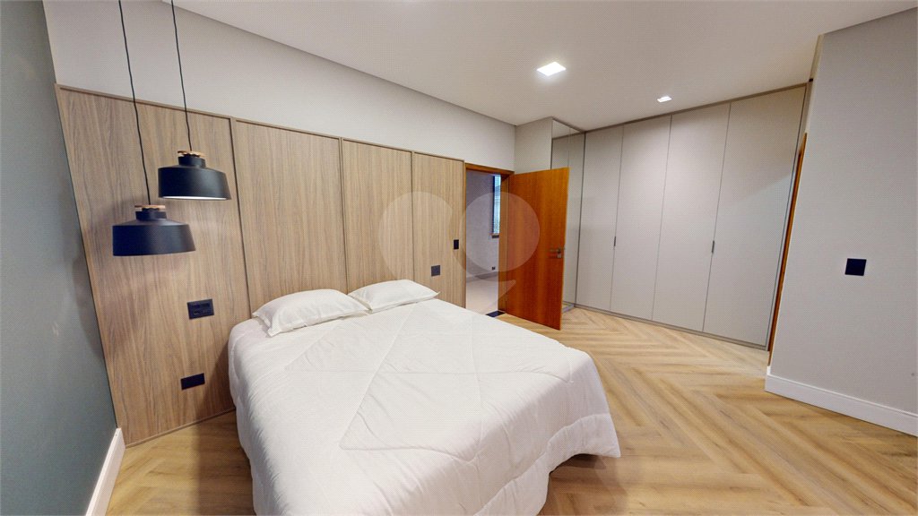 Terreno à venda com 4 suítes no condomínio Residencial Jequitiba, Jacareí - SP