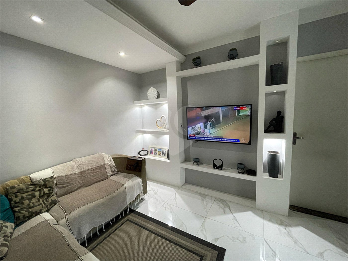 Casa à venda com 2 quartos, sendo 1 suíte, em Cosmos, Rio de Janeiro, RJ