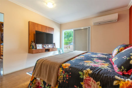 Casa à venda com 3 quartos, sendo 1 suíte,  em Vila Cordeiro, São Paulo, SP