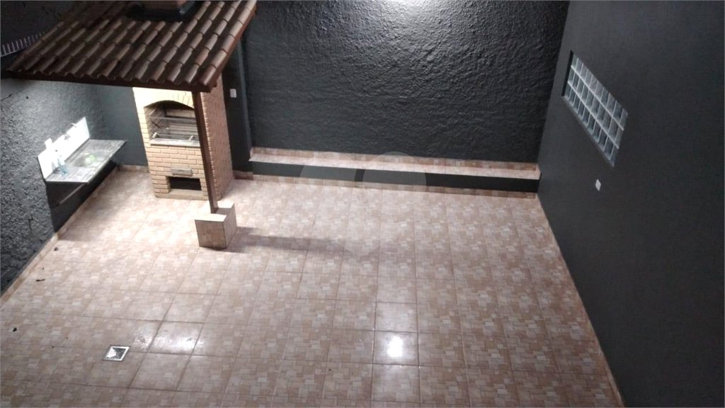 Sobrado à venda com 3 quartos, sendo 1 suíte, em Chora Menino, São Paulo, SP