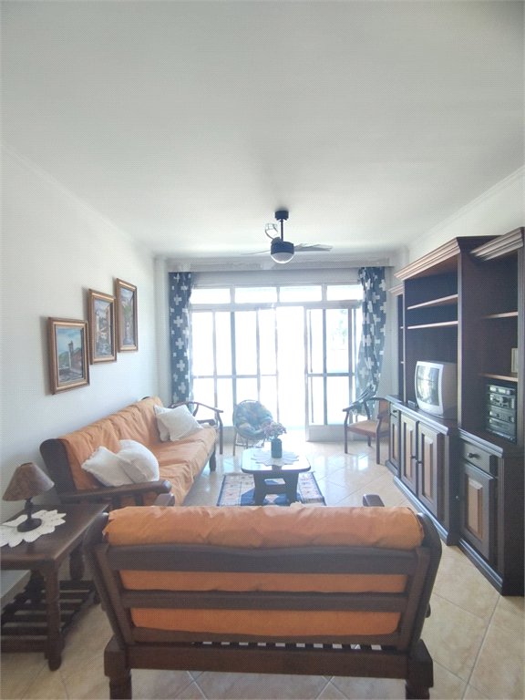 Apartamento à venda com 2 quartos, sendo 1 suíte, em Campo Aviação, Praia Grande, SP