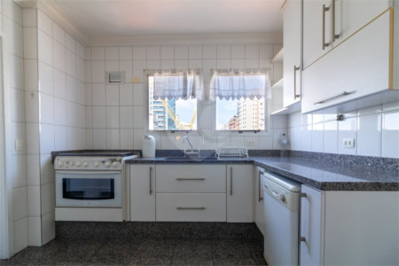 Apartamento à venda com 4 quartos, sendo 3 suítes, em Brooklin Paulista, São Paulo, SP