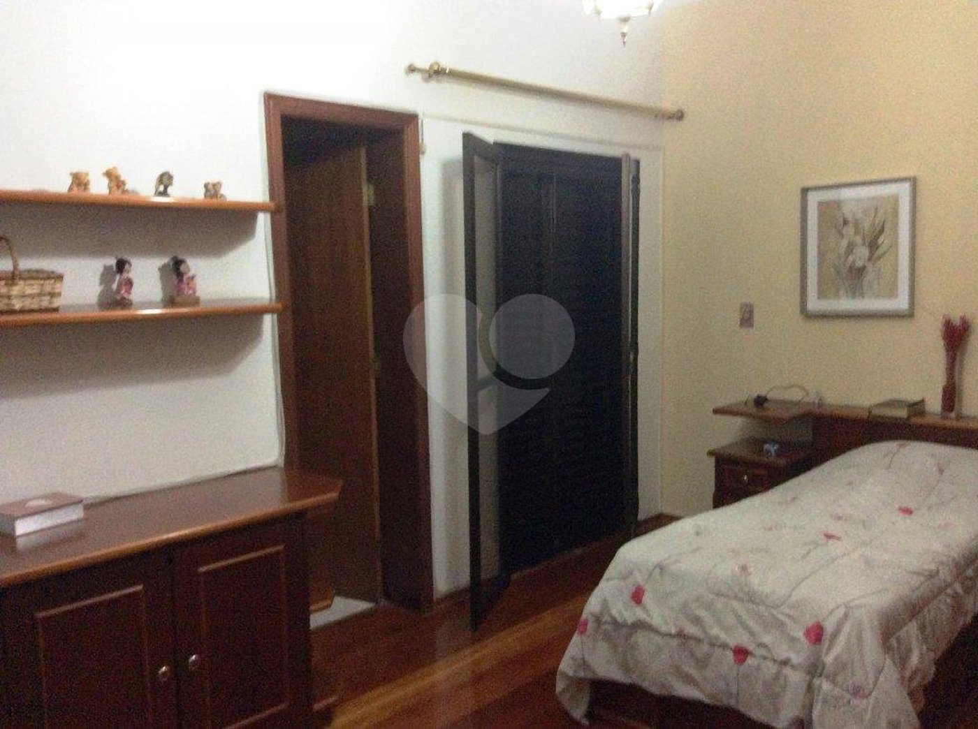 Casa Térrea à venda ou para alugar com 4 suítes em Jardim Floresta, São Paulo, SP