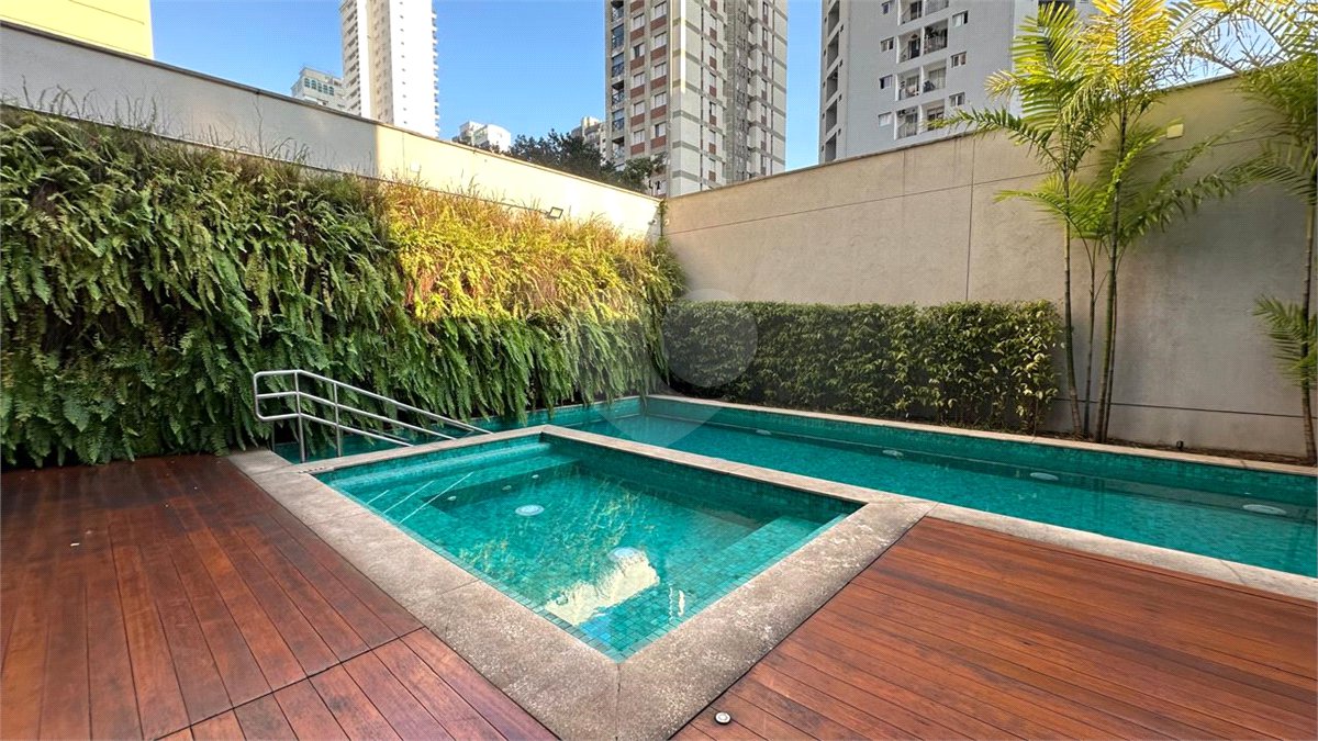 Apartamento para alugar com 1 suíte em Moema, São Paulo, SP