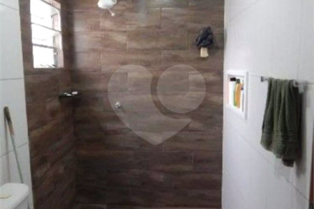 Sobrado à venda com 3 quartos, sendo 1 suíte, em Vila Ré, São Paulo, SP