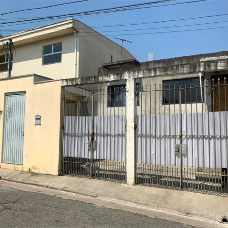Casa à venda com 2 quartos em Vila Guedes, São Paulo, SP