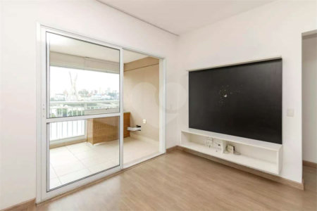 Apartamento à venda com 2 suítes em Vila Cordeiro, São Paulo, SP