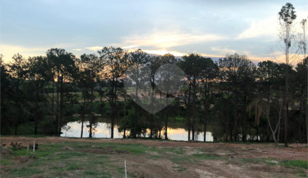 Terreno à venda no condomínio Residencial Casa do Lago, Indaiatuba - SP