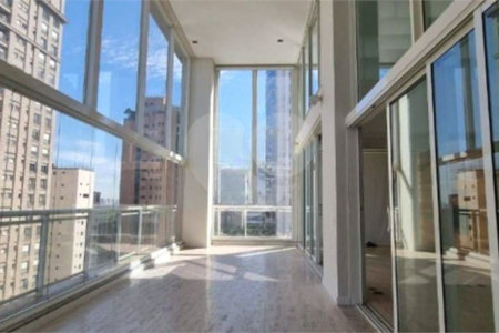 Apartamento à venda com 3 suítes em Vila Mariana, São Paulo, SP