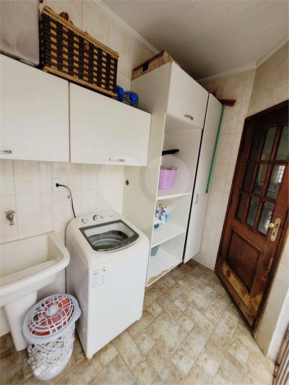 Sobrado à venda com 4 quartos, sendo 1 suíte, em Jardim Regina, Indaiatuba, SP
