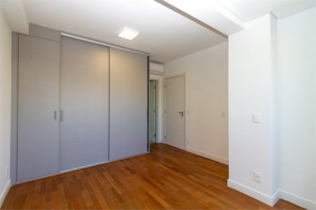 Apartamento à venda ou para alugar com 3 suítes em Jardim Morumbi, São Paulo, SP