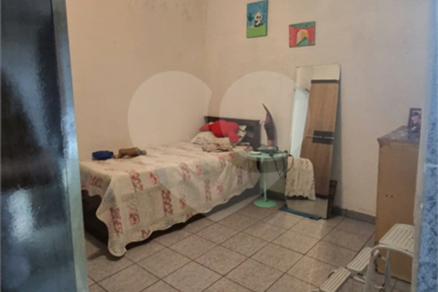Sobrado à venda com 2 quartos, sendo 1 suíte, em Tremembé, São Paulo, SP