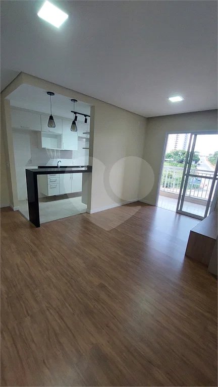 Apartamento para alugar com 2 quartos, sendo 1 suíte, em Aparecidinha, Sorocaba, SP