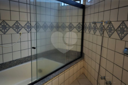 Casa à venda ou para alugar com 4 quartos, sendo 2 suítes, em Jardim Morumbi, Araraquara, SP