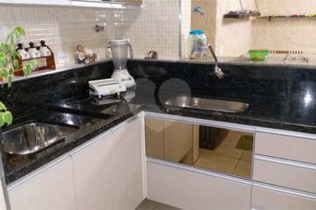 Apartamento à venda com 2 quartos em Guilhermina, Praia Grande, SP