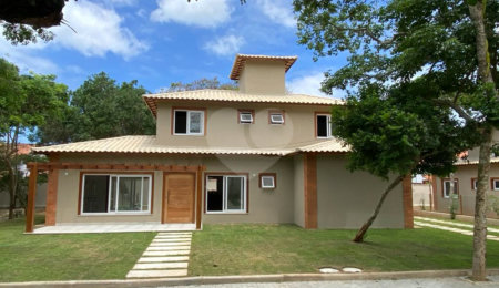 Casa em condomínio à venda com 4 suítes em Praia Rasa, Armação dos Búzios, RJ