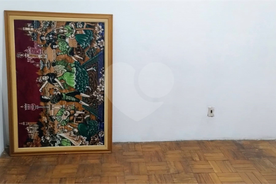 2 Casas – Bairro Aricanduva - c/ Salão Alugado – 56 m2 e 80 m2 – Terreno 5 x 25