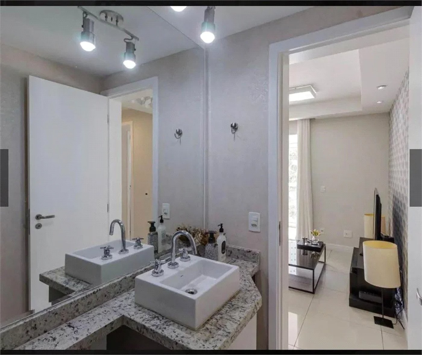 Apartamento à venda com 2 quartos, sendo 1 suíte, em Vila Andrade, São Paulo, SP