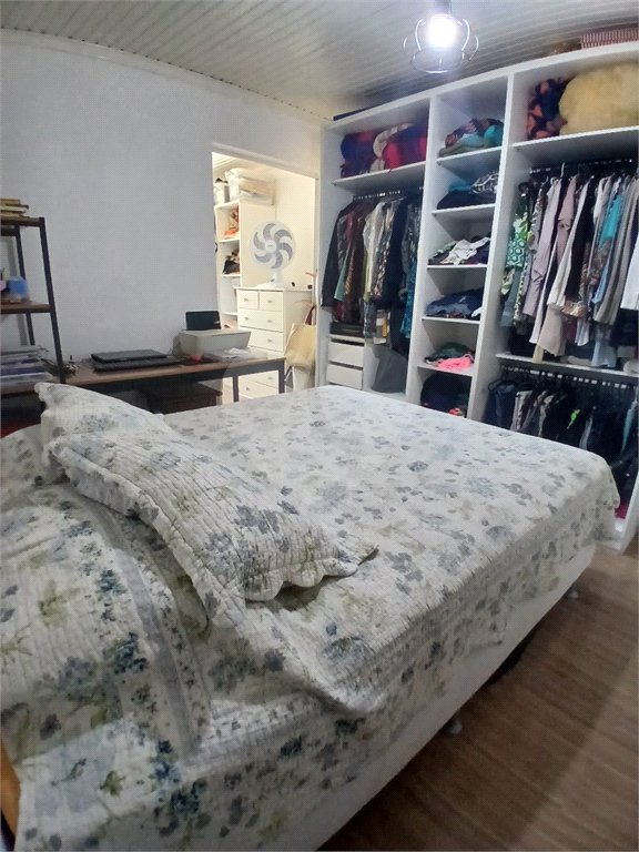 Casa à venda com 3 quartos, sendo 1 suíte,  em Recreio Maristela, Atibaia, SP