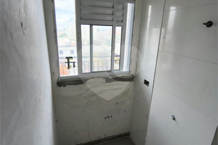 Apartamento à venda com 2 quartos em Guaianazes, São Paulo, SP