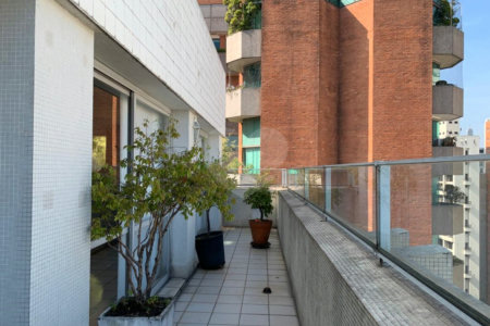 Apartamento à venda com 3 quartos, sendo 1 suíte, em Jardim Paulista, São Paulo, SP