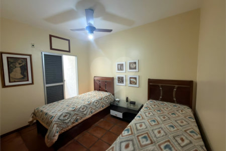 Apartamento à venda com 3 quartos, sendo 1 suíte, em Vila Nova, Cabo Frio, RJ