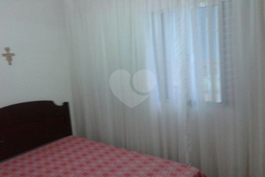 Sobrado à venda com 4 quartos em Tremembé, São Paulo, SP