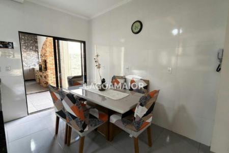Casa à venda com 3 suítes em Jardim dos Ipes, Três Lagoas, MS