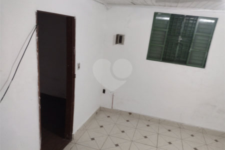 Casa à venda com 2 quartos em Vila Cintra, Mogi das Cruzes, SP