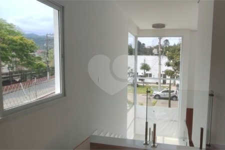 Casa à venda com 3 suítes no condomínio Bella Cittá - Villaggio II, Mogi das Cruzes - SP