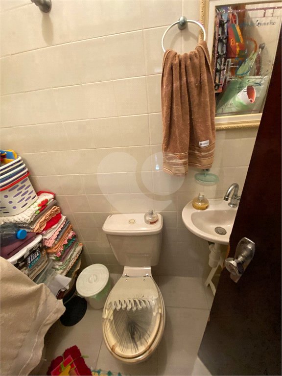 Casa à venda com 3 quartos, sendo 1 suíte, em Vila Correa, Ferraz de Vasconcelos, SP
