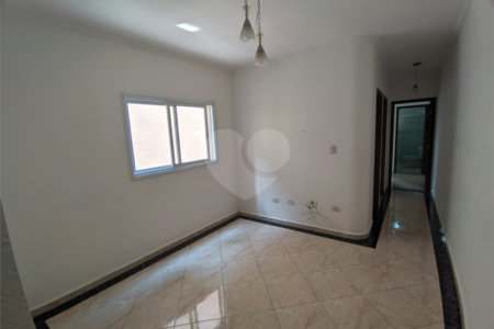 Cobertura à venda com 2 quartos, sendo 1 suíte,  em Vila Scarpelli, Santo André, SP
