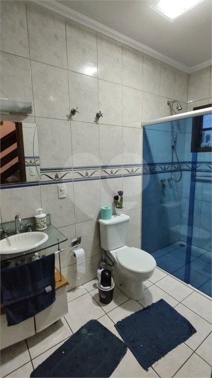 Casa à venda com 4 quartos, sendo 1 suíte, no condomínio Parque Suiça, Caieiras - SP