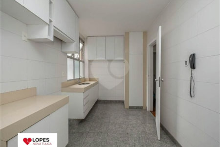 Apartamento à venda com 4 quartos, sendo 2 suítes, em Tijuca, Rio de Janeiro, RJ
