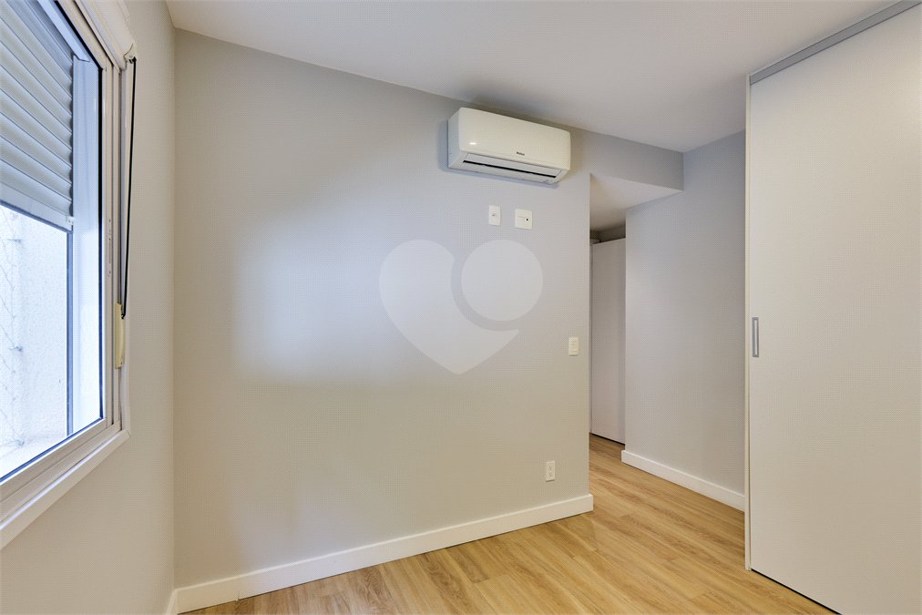 Apartamento à venda com 4 quartos, sendo 3 suítes, em Granja Julieta, São Paulo, SP