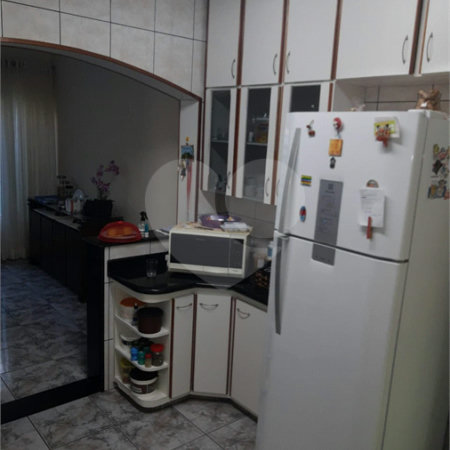 Casa à venda com 3 quartos, sendo 1 suíte, em Bosque dos Eucaliptos, São José dos Campos, SP