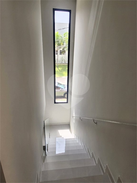 Casa à venda com 3 suítes no condomínio Terras de São Francisco, Vinhedo - SP