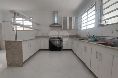 Casa à venda com 3 suítes no condomínio Rio Mar..., Rio de Janeiro - RJ
