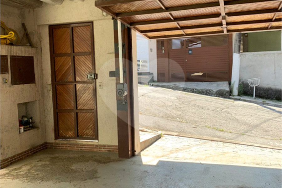 Casa à venda com 3 quartos em Horto Florestal, São Paulo, SP