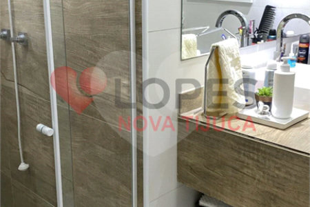 Apartamento à venda com 3 quartos, sendo 1 suíte, em Tijuca, Rio de Janeiro, RJ