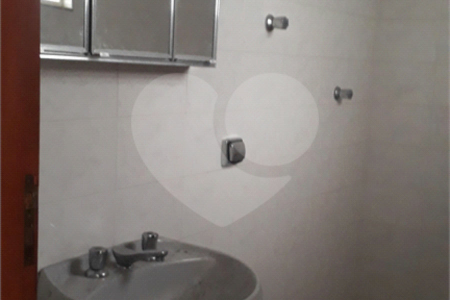 Sobrado à venda com 4 quartos, sendo 1 suíte, em Imirim, São Paulo, SP