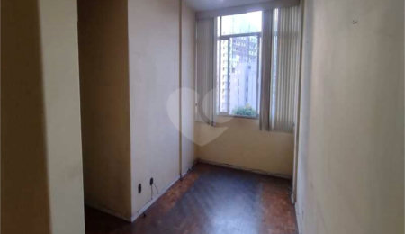 Apartamento à venda com 2 quartos em Praça da Bandeira, Rio de Janeiro, RJ