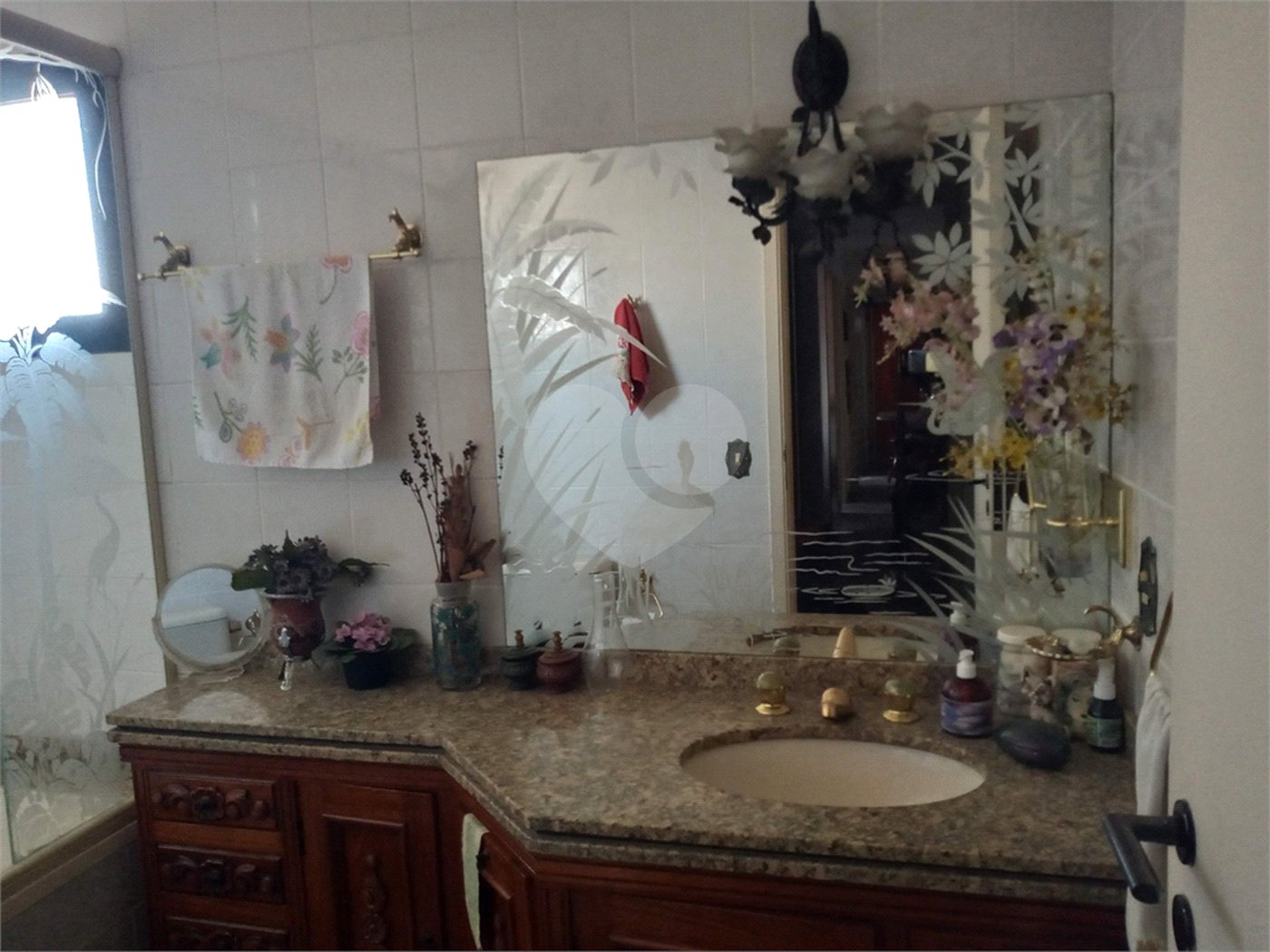 Apartamento à venda com 3 suítes em Vila Suzana, São Paulo, SP