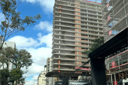 Apartamento à venda com 3 suítes em Cerqueira César, São Paulo, SP