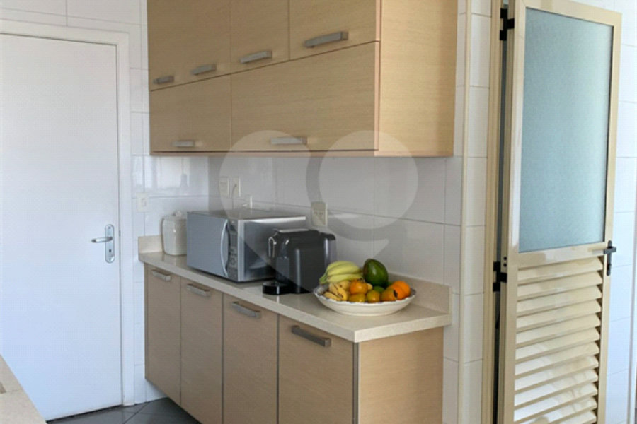 Apartamento à venda com 3 suítes em Santana, São Paulo, SP