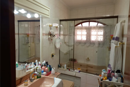 Sobrado à venda com 3 quartos, sendo 1 suíte,  em Santa Teresinha, São Paulo, SP
