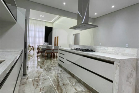Casa à venda com 3 suítes no condomínio Villa dos Inglezes, Sorocaba - SP