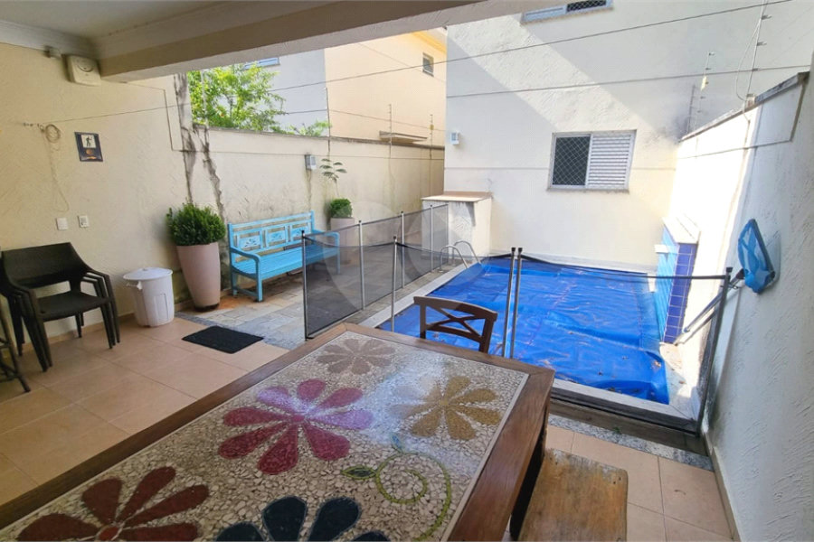 Casa à venda com 3 suítes no condomínio Residencial Cantareira, São Paulo - SP